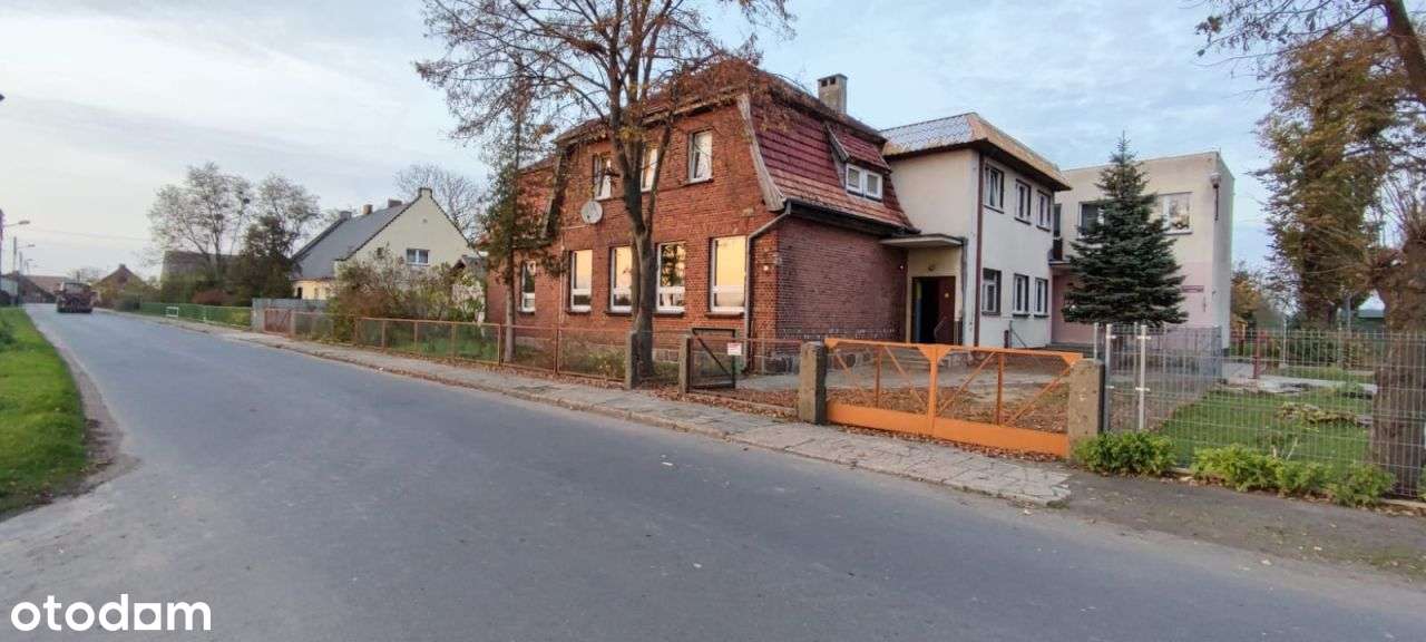 szkoła z czerwonej cegły-10