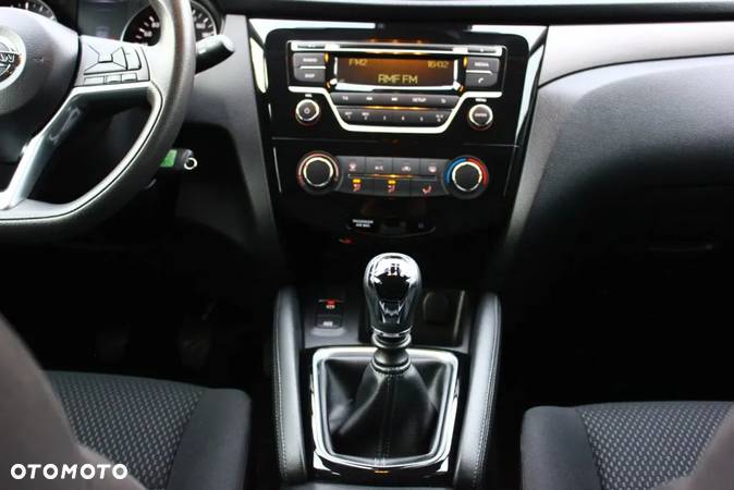 Nissan Qashqai 1.5 dCi Acenta EU6 - 35