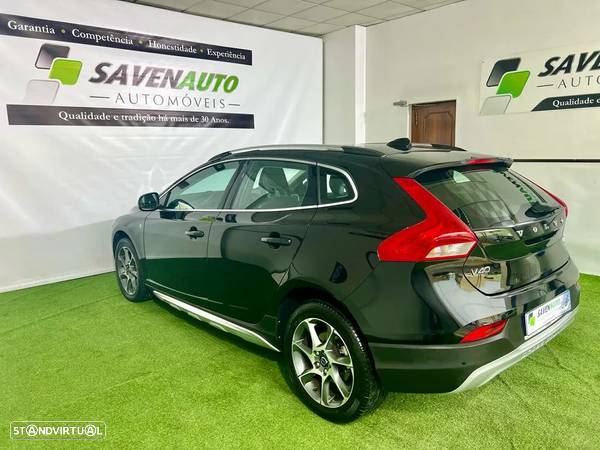 Volvo V40 Cross Country 2.0 D2 Momentum - 17