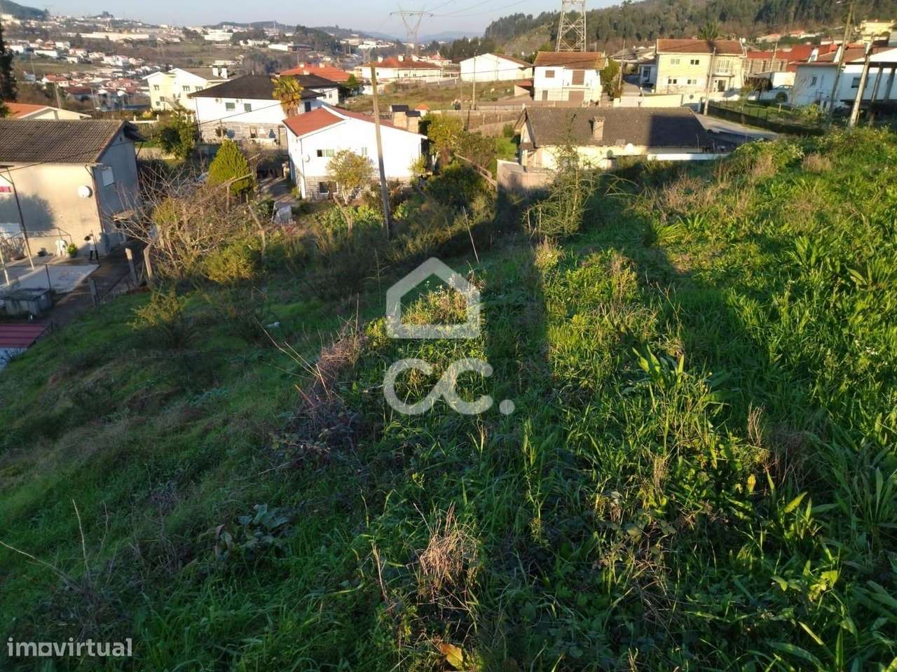 Terreno  em Serzedelo - Guimarães - Grande imagem: 4/8