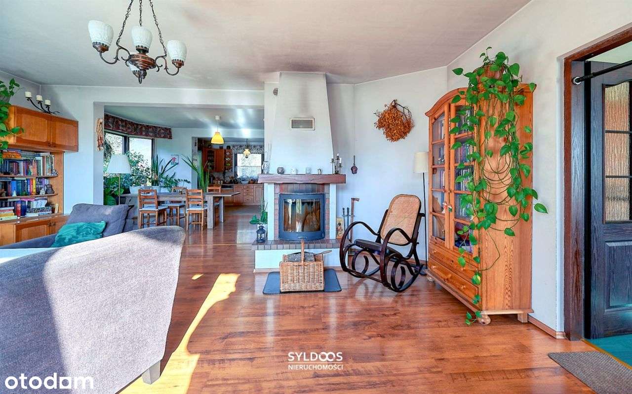 Kryspinów działka z dużym domem pod inwestycję-8