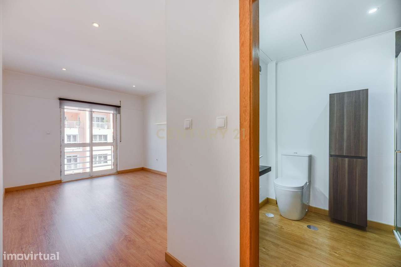 T3 moderno único na urbanização da Anta-20