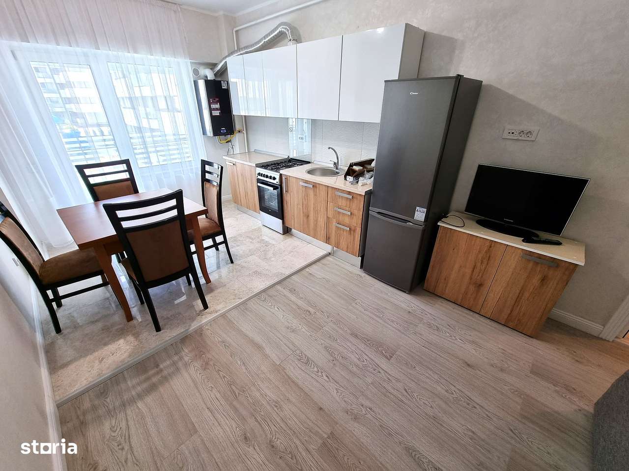 Apartamemt 2Cam OpenSpace Royal Town Etaj 1 48MP - Imagine principală: 2/8