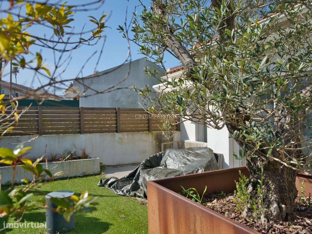 Moradia T5 Remodelada com Painéis Fotovoltaicos - Monte Santos, Sintra-52