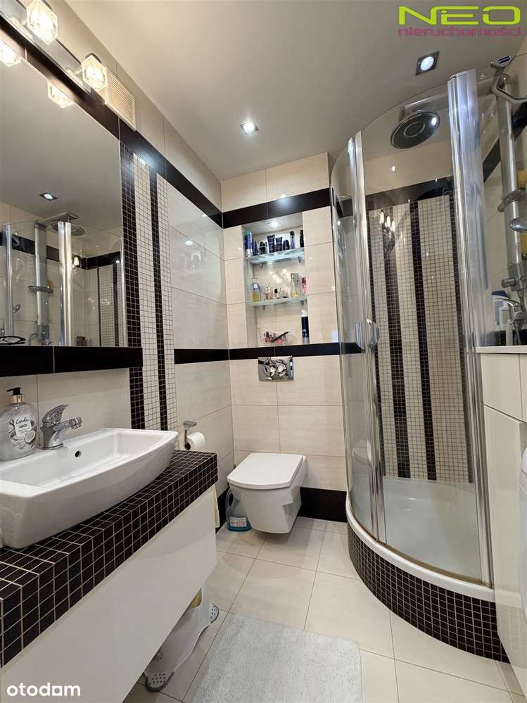 Przestronne jasne mieszkanie-11