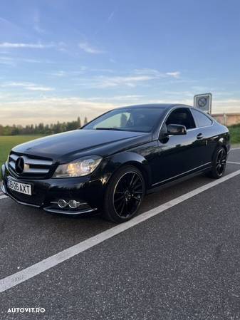 Mercedes-Benz C - 6