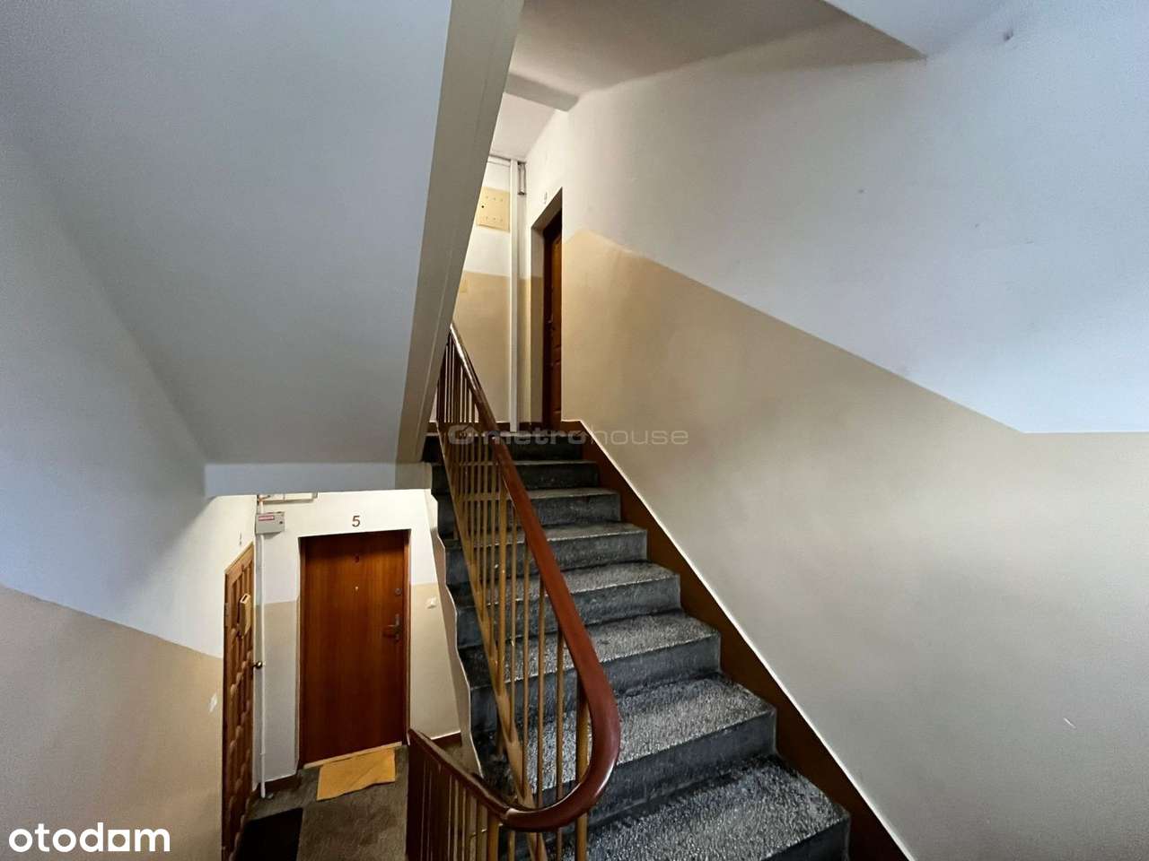 Centrum 33m2, do remontu, 2 piętro,balkon,piwnica-6