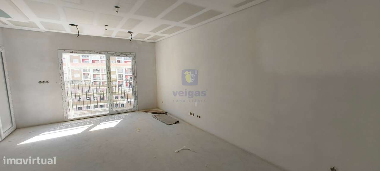 T3 Novo em Santa Marta do Pinhal com Parqueamento - Corroios-19