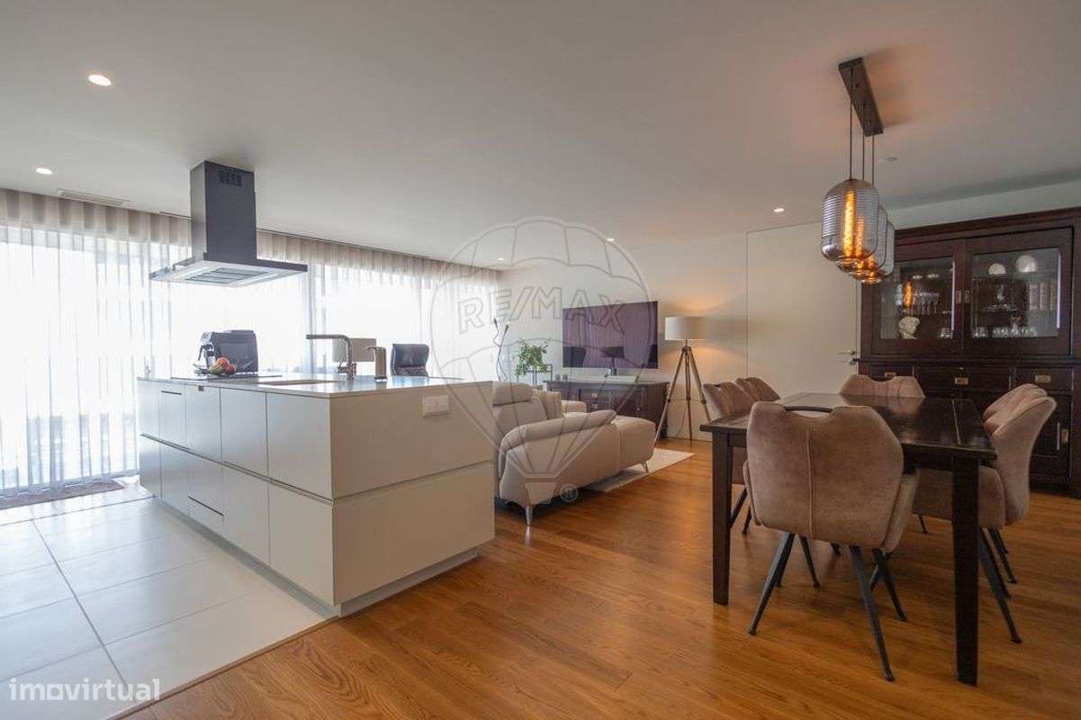 T3 Semi-novo em Barcelinhos - Grande imagem: 5/45