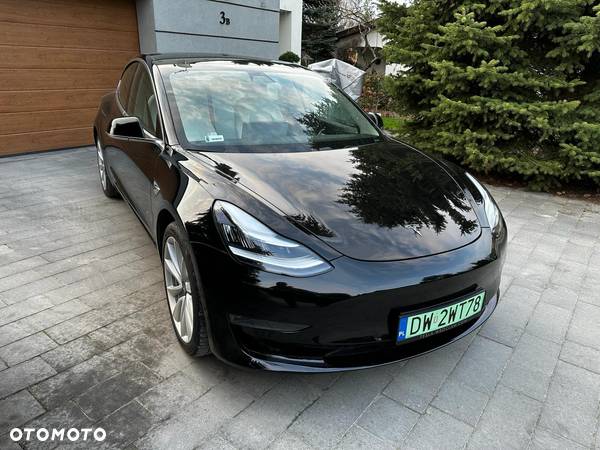 Tesla Model 3 Langstreckenbatterie Allradantrieb Dual Motor Performance - 2