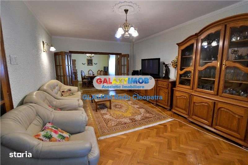 Comision 0! Vila deosebita cu iesire la padure, Sp+P+1E+M , Plopeni - Imagine principală: 4/20