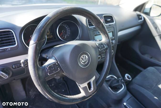 Volkswagen Golf 2.0 TDI DPF Highline - 14