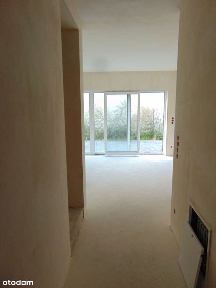 Nowo wybudowany dom w centrum Zielonej Góry.-9