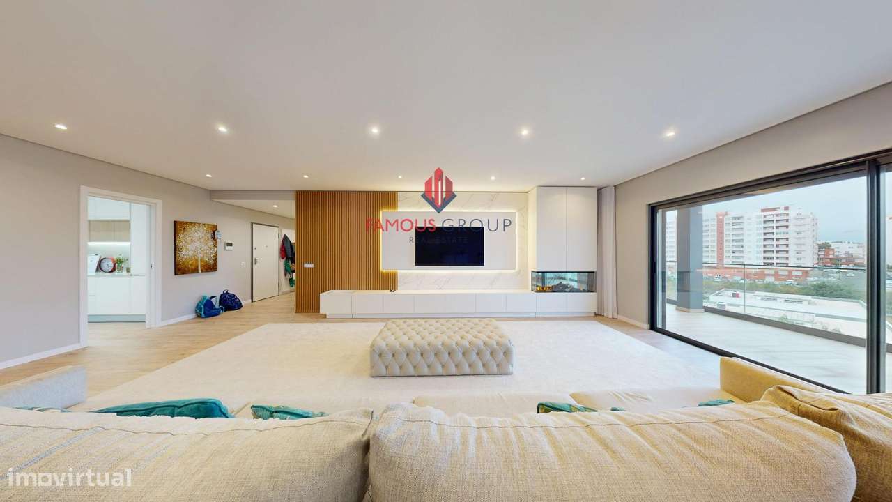 Penthouse T5 exclusiva com acabamentos de luxo - Portimão-4