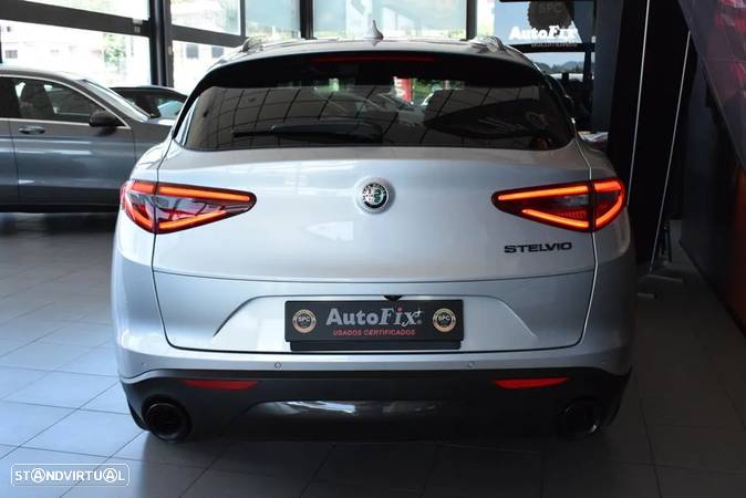 Alfa Romeo Stelvio 2.2 D Super AT8 - 5