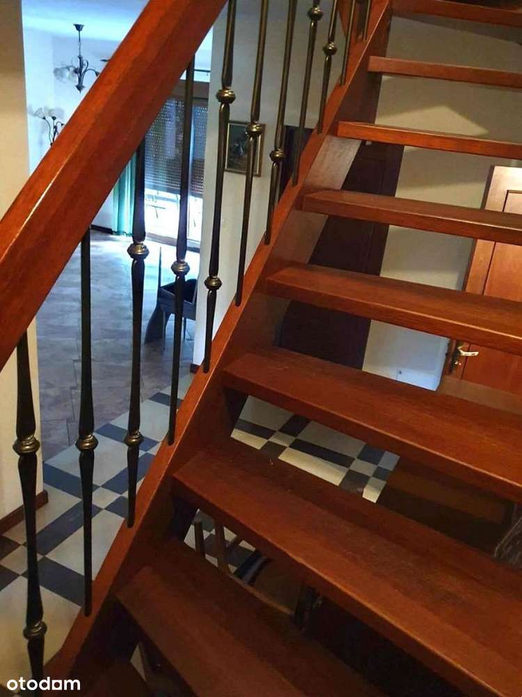 Dom z własnym lasem w Kochlicach-11