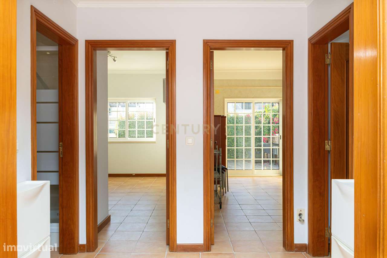 Urbanização Casa Nova Romeirão - Moradia T4 geminada-5