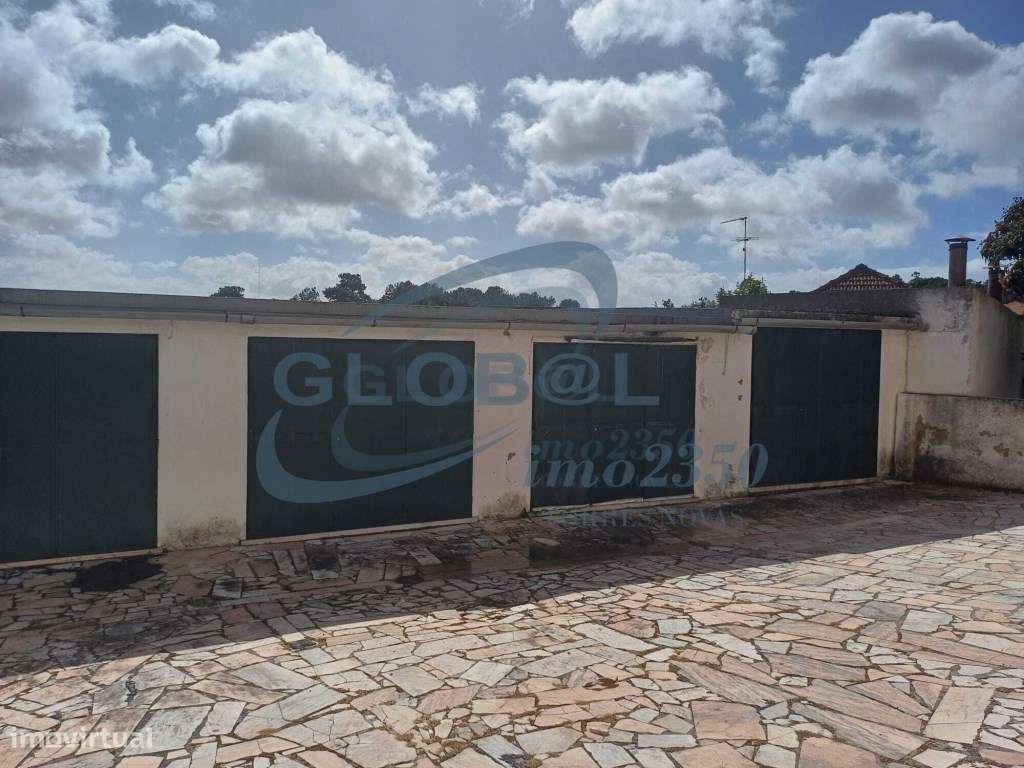 Prédio Loures - Grande imagem: 4/17