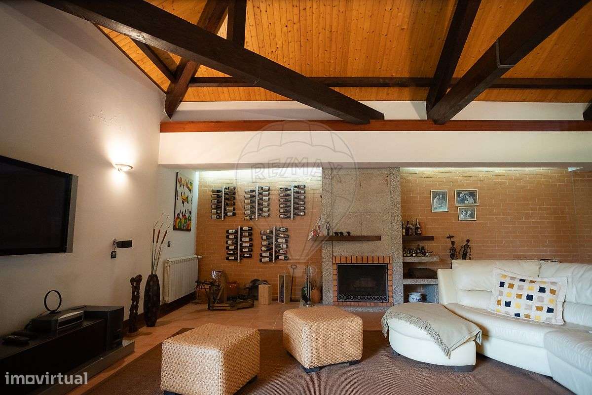 Moradia T7 para venda-30