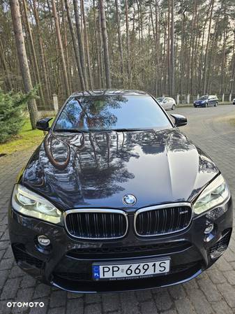 BMW X6M - 28