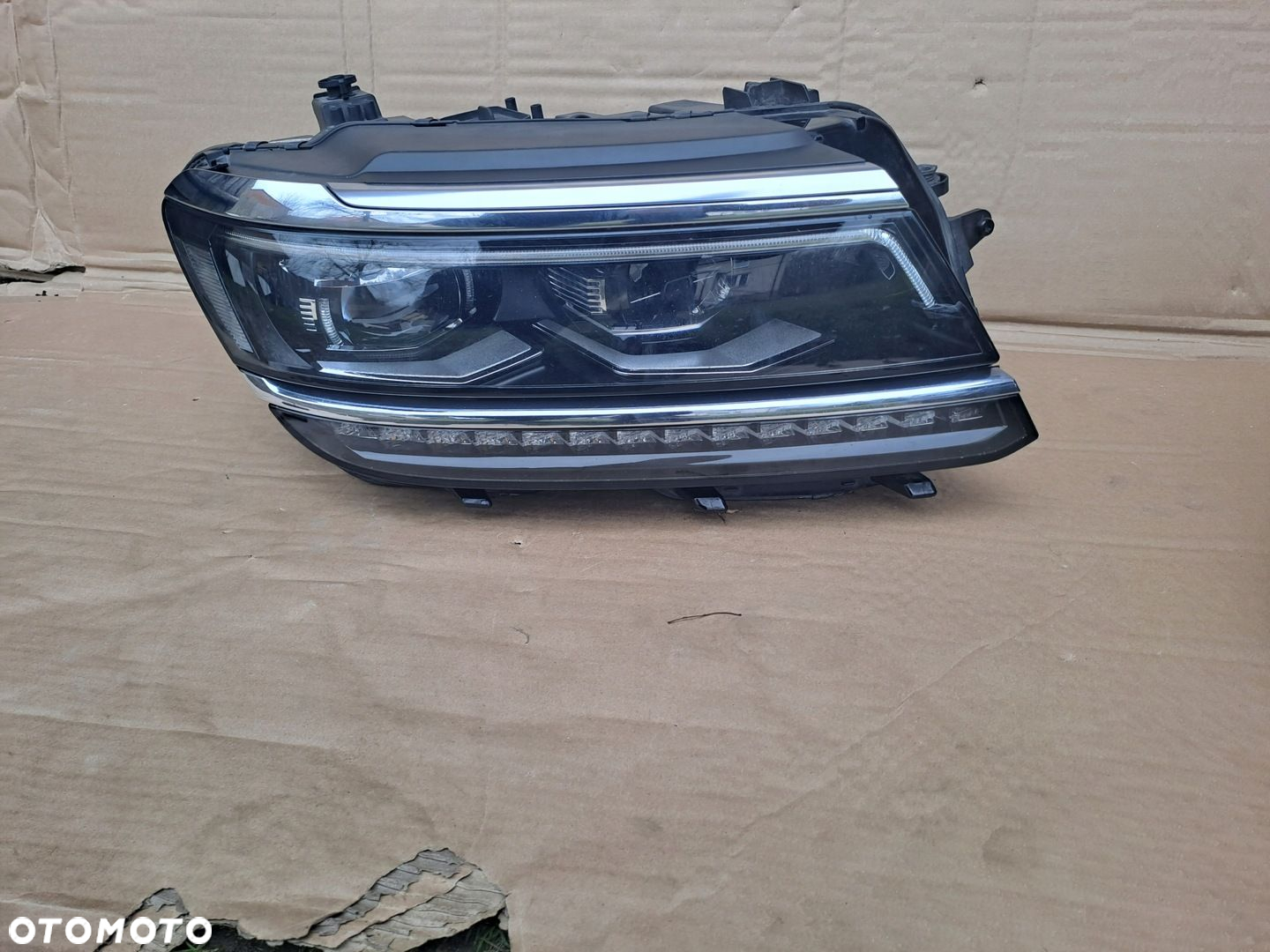 VW TIGUAN 2 II 16-20 PRAWA LAMPA FULL LED UŻYWANY - 2