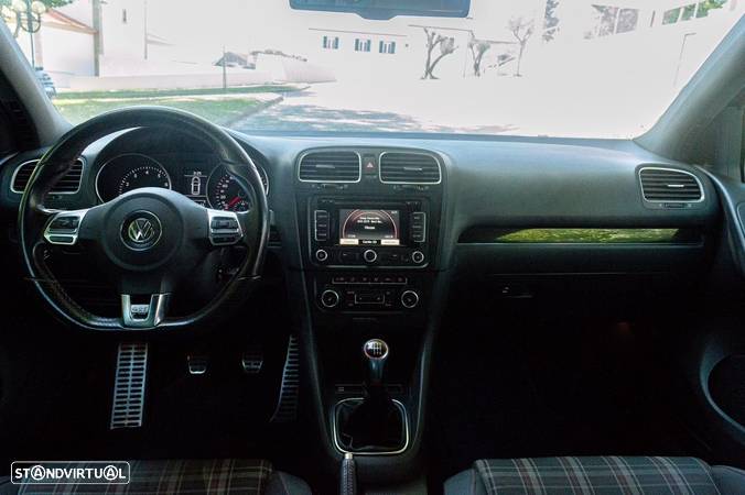 VW Golf 2.0 TSi GTI - 17