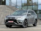 Mitsubishi Outlander 2.0 4WD Plug-In Hybrid Top - 21