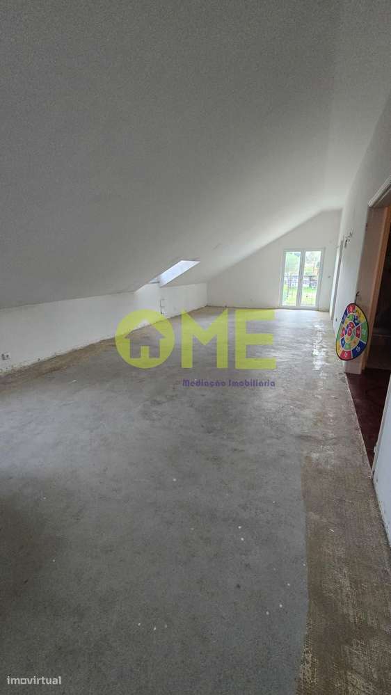 Moradia T6, com 5 000m2 de terreno-7