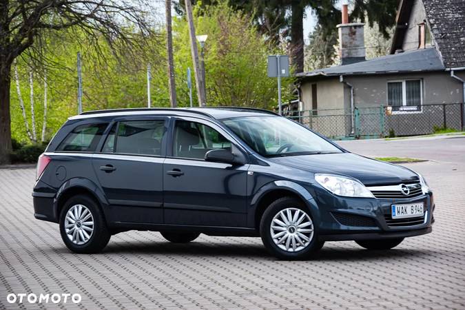 Opel Astra 1.6 Caravan Easytronic Edition - 4