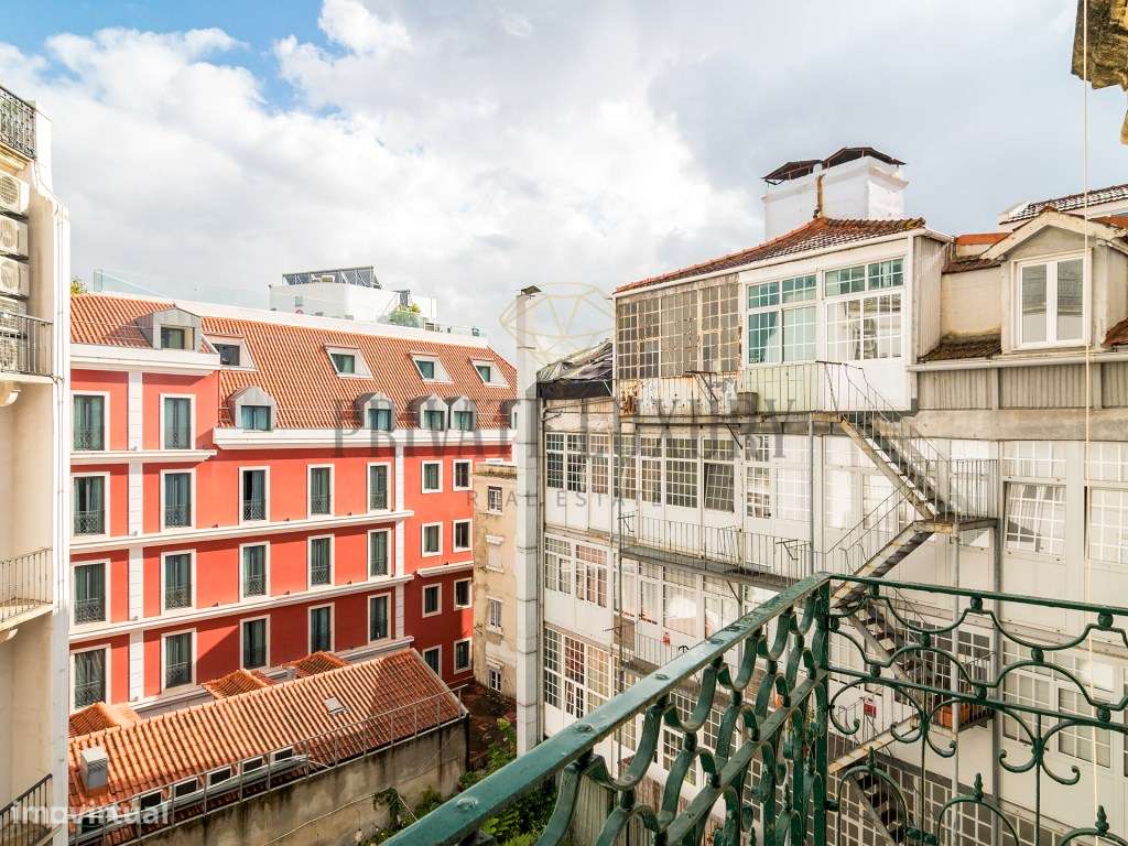 Luxury Apartamento T2 Duplex na Avenida-24