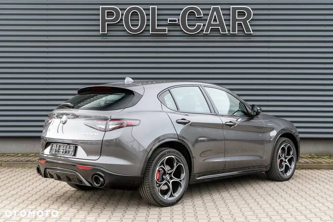 Alfa Romeo Stelvio 2.0 Turbo Veloce Q4 - 13