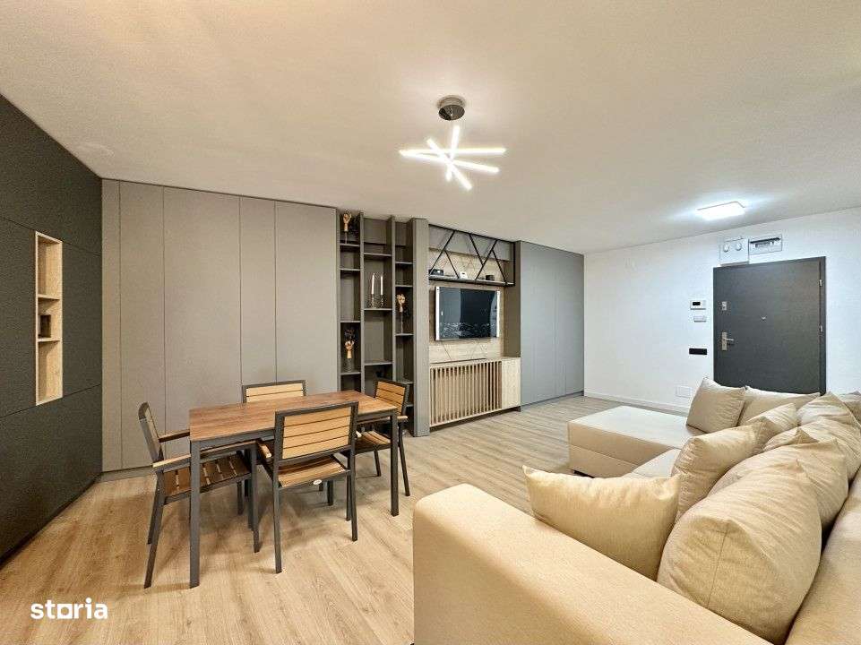 Apartament 3 camere, zona centrala, Scala Center, garaj, 01 DECEMBRIE - Imagine principală: 1/18