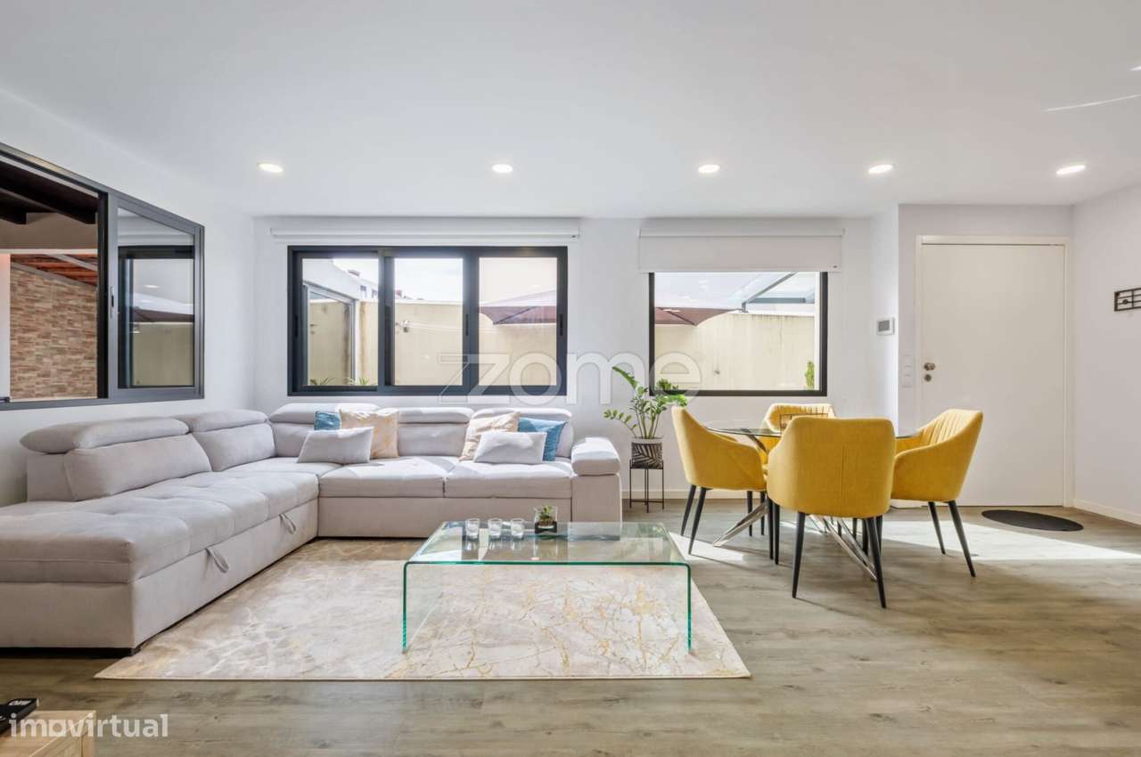 Moradia T3 em Santo António | Conforto, Localização e Estilo de Vid...-9