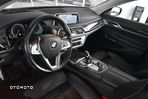 BMW Seria 7 750i xDrive - 5