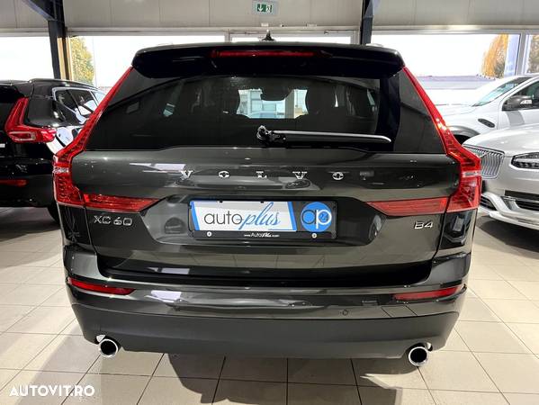 Volvo XC 60 B4 MHEV AT AWD Core - 7