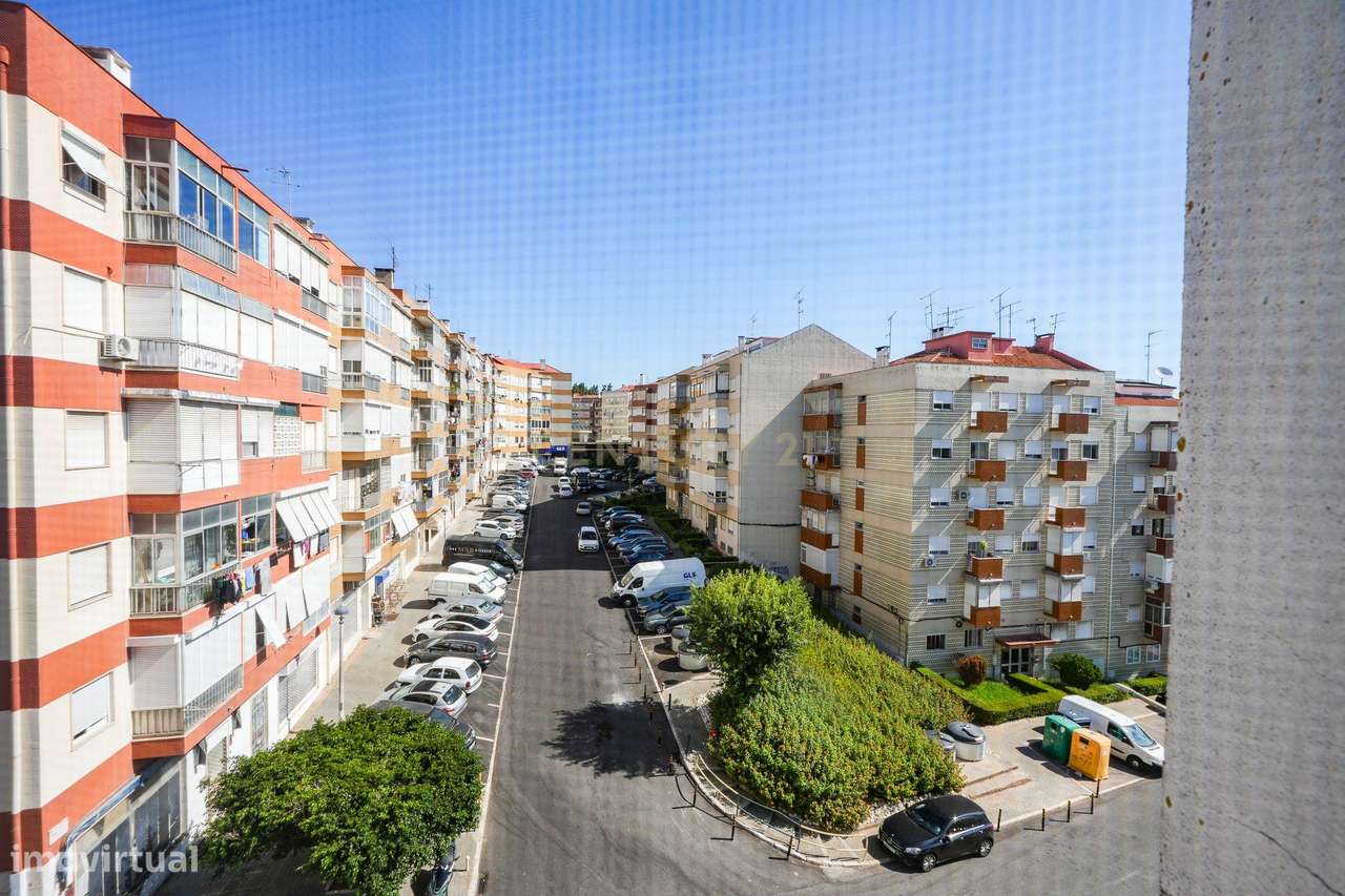 Apartamento T2 em Lisboa com Excelente Localização e Conforto-20