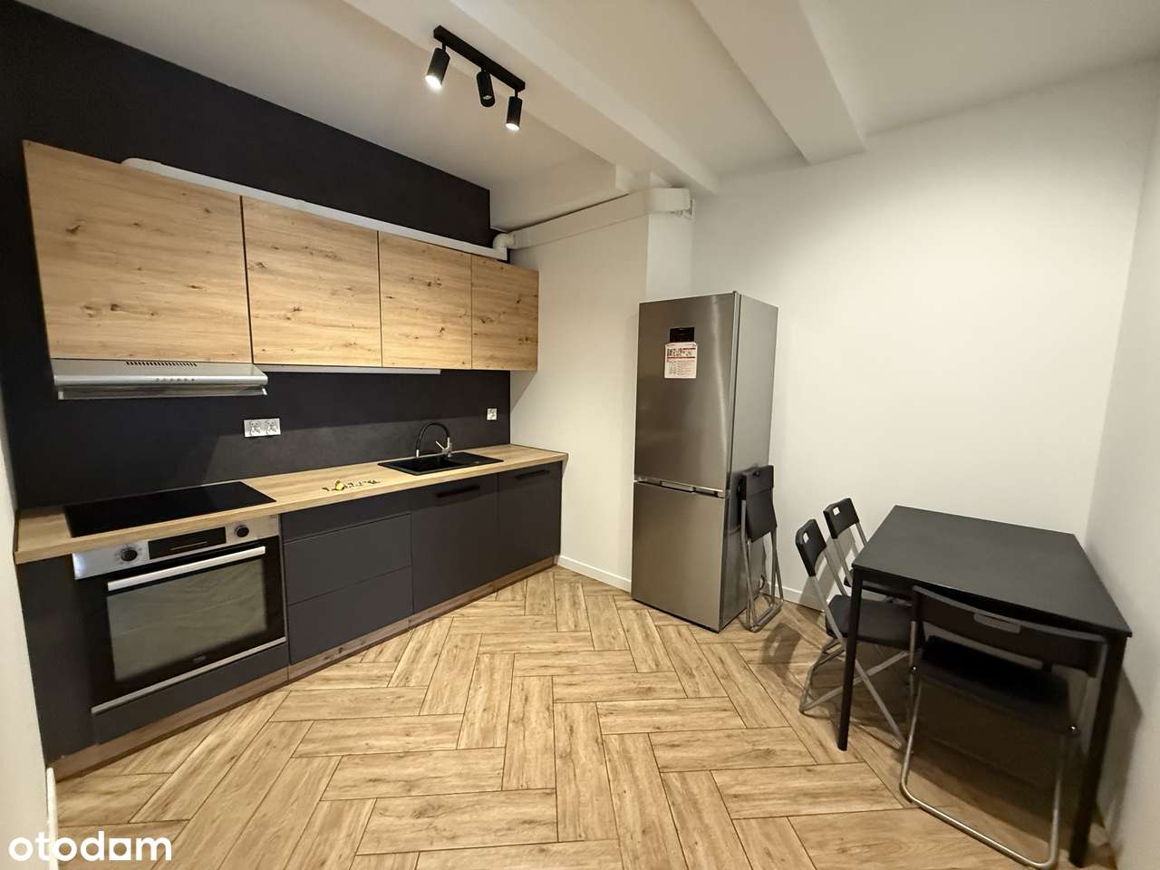 Dom, 167 m², Domasław-3