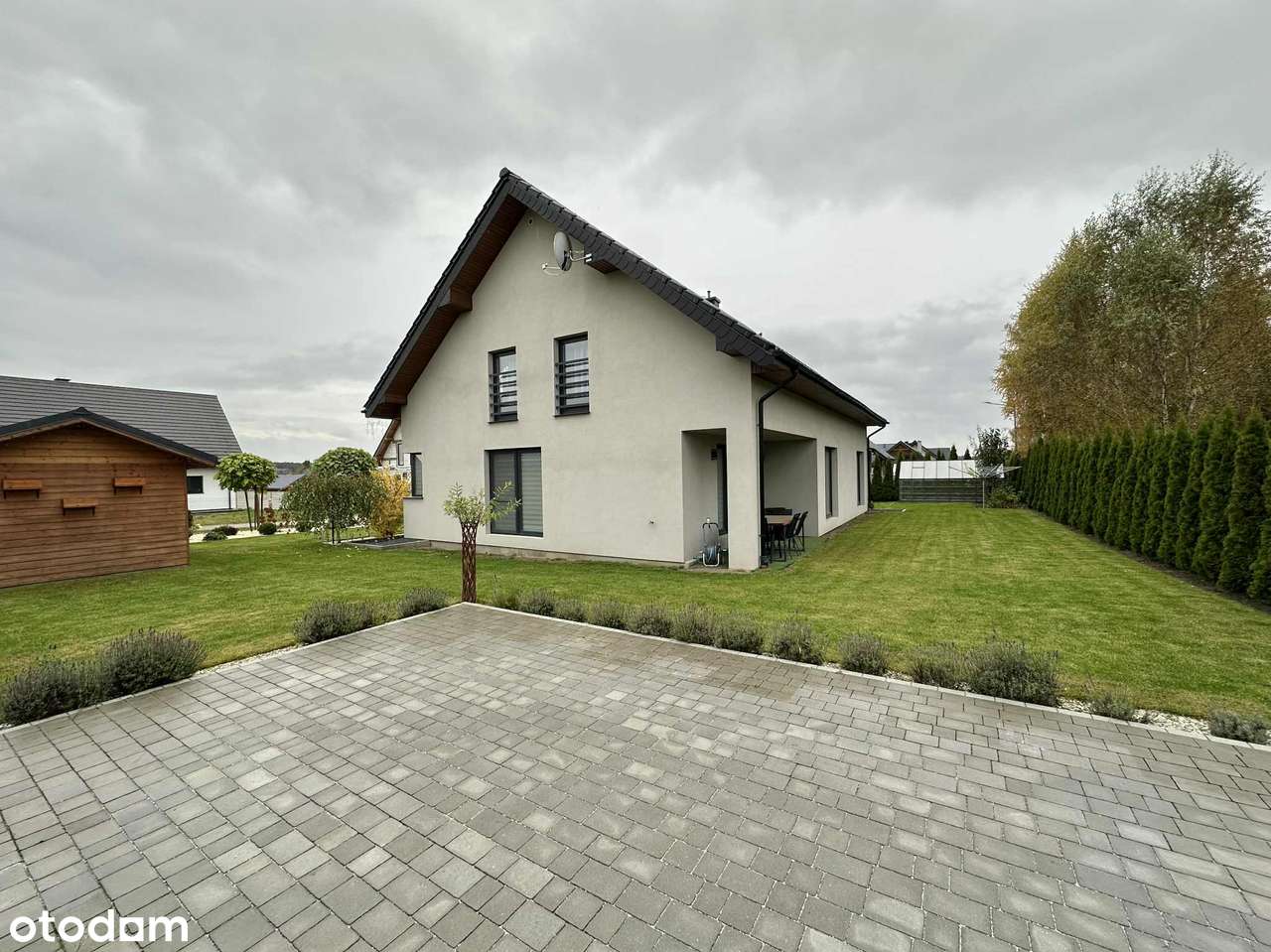 Nowoczesny dom z dużą działką, Wielgłowy-1