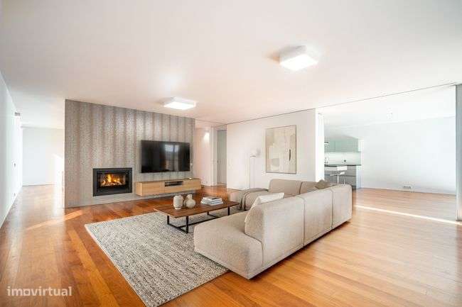 Moradia T3 para venda na  Rua do Telhado - São Pedro ( Este), Braga-5