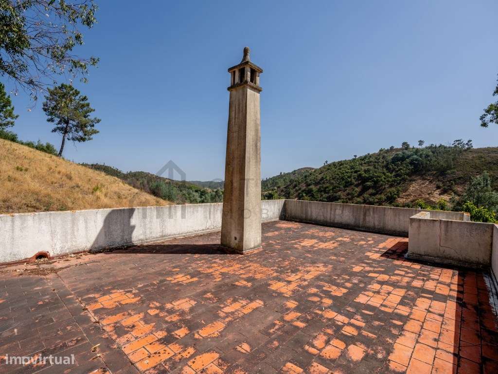 Moradia T4 isolada com terreno de grande dimensão entre Portimão e ...-21