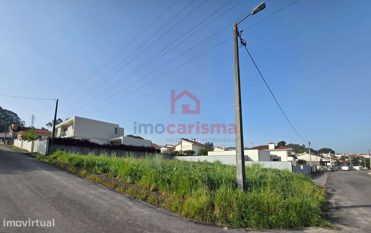 Lote de Terreno para Construção com 467m2 em Vila das Aves, Santo Tirs - Grande imagem: 4/10