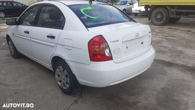 Broasca stanga spate Hyundai Accent - 1