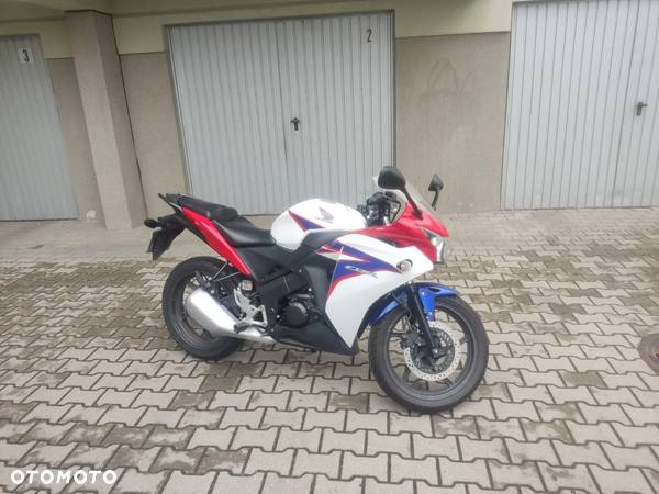 Honda CBR - 14