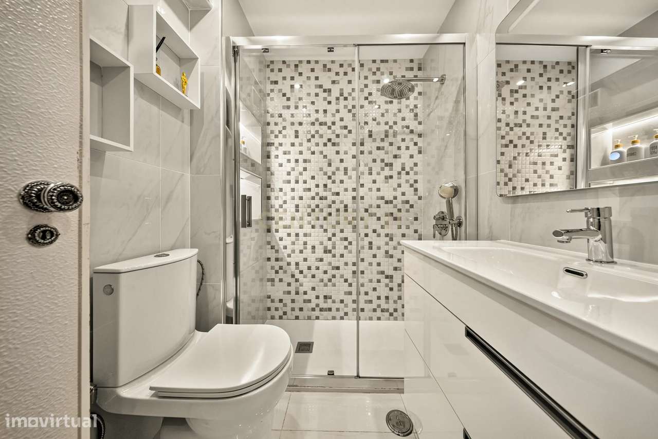 Apartamento T3 com Excelente Localização | Espaço | Luz | Centralidade-25