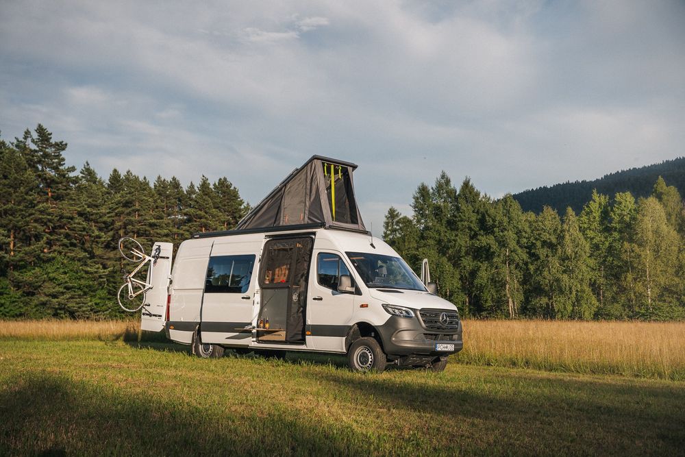 Mercedes-Benz Sprinter 2024