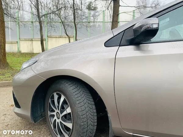 Toyota Auris 1.33 VVT-i Comfort - 16