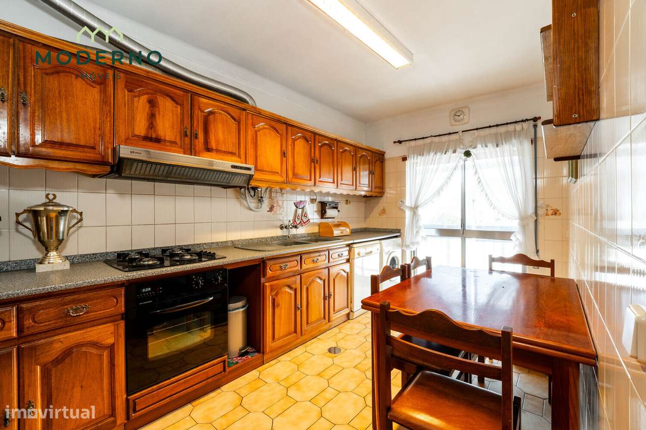 Apartamento T2 com garagem – Eiras, Coimbra-19