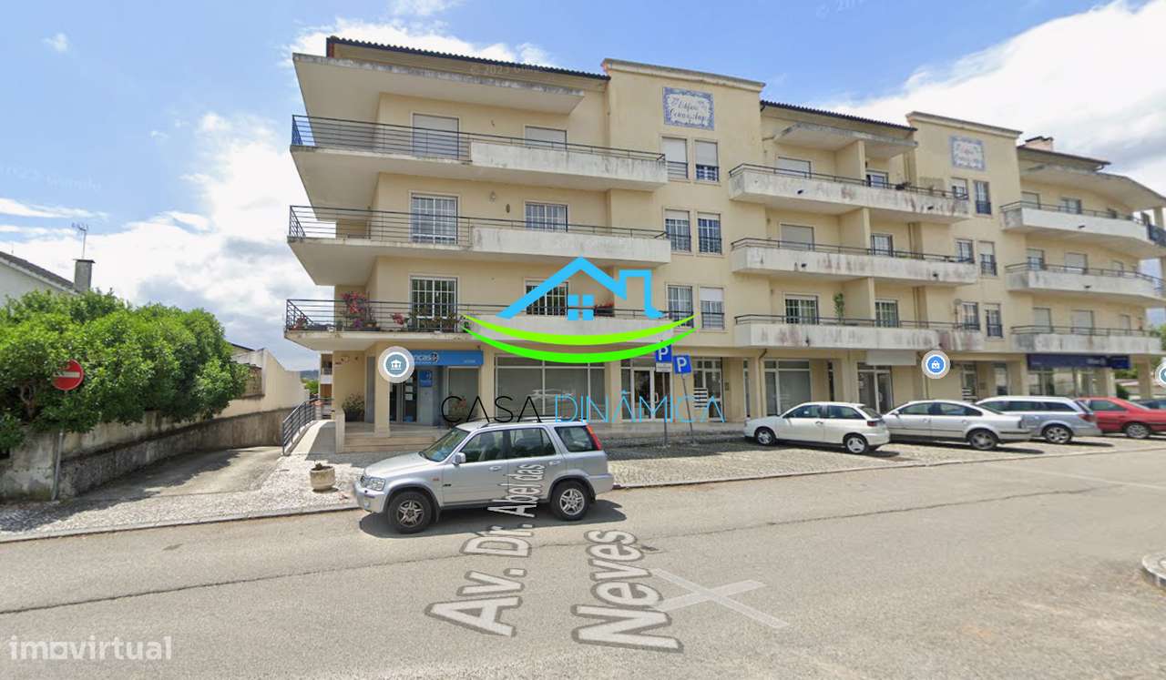 Apartamento T2 com garagem no centro de Soure-13