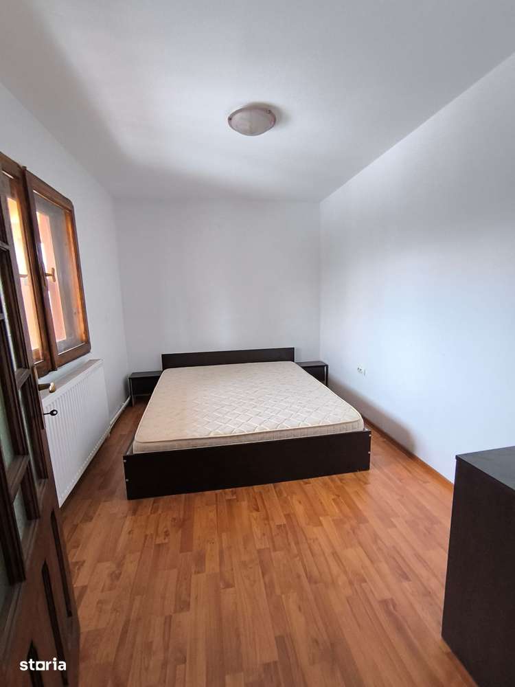 Vila de vanzare Valea Adanca - Pepinierei, asfalt, toate utilitatile-11