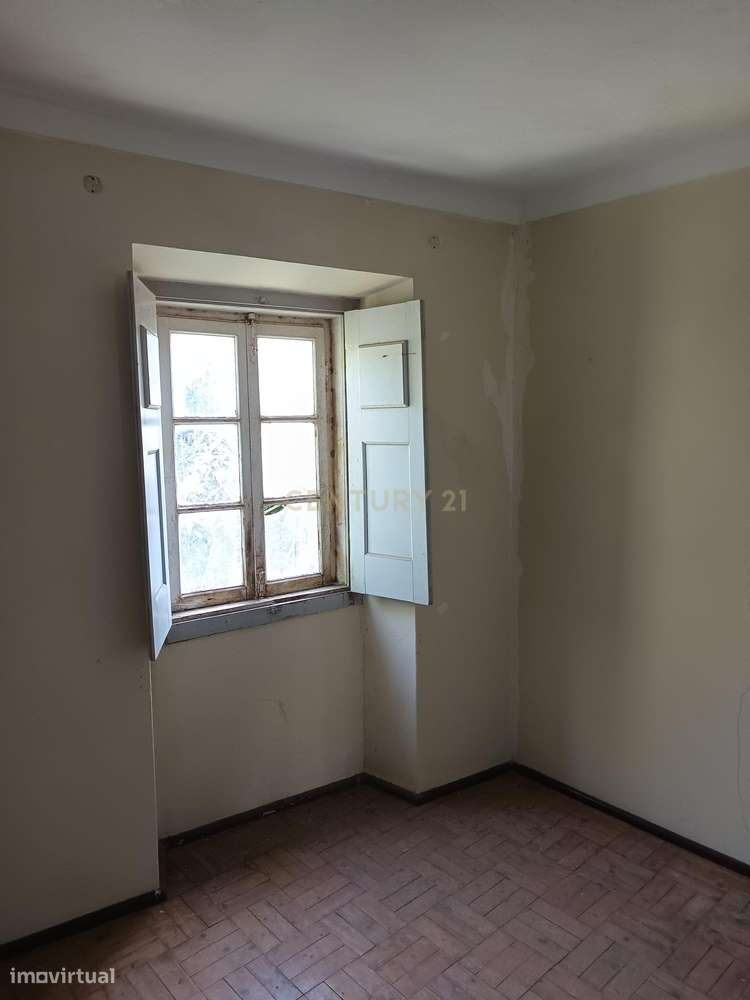 Espaçosa Moradia para Recuperação em Estremoz-8